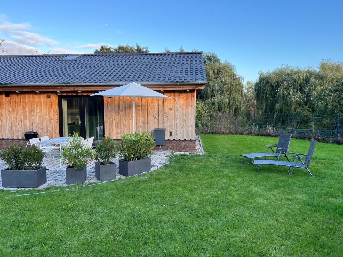 Ferienhaus Auszeit Mit Sauna Schwarz 外观 照片